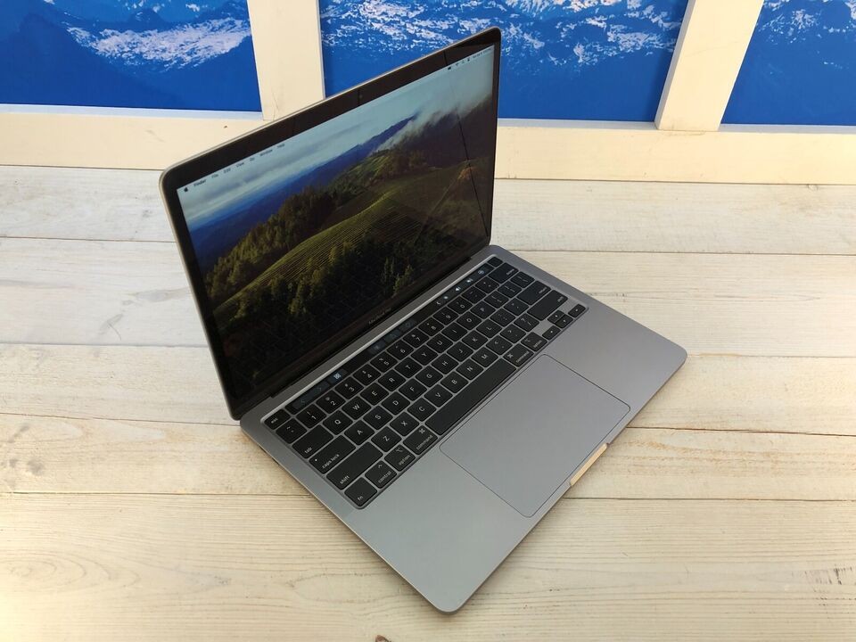 Apple MacBook Pro Touch Bar 2020 13 Laptop 256GB SSD 8GB RAM Gray 76 Cycles
